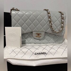 Chanel Classic Jumbo Purse